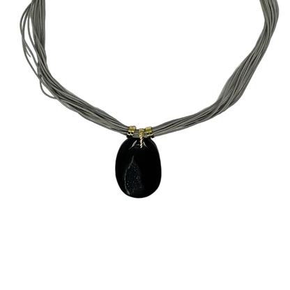 Drusa de Ágata (Agate Druzy) Cotton String Necklace