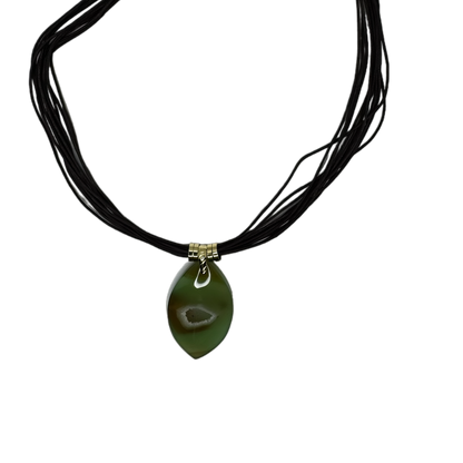 Drusa de Ágata (Agate Druzy) Cotton String Necklace