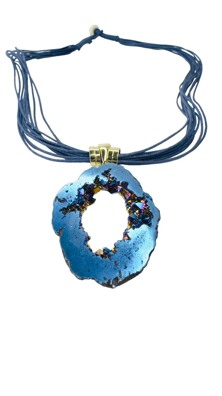 Geodo (Geode/Geoda) Medal Cotton String Necklace