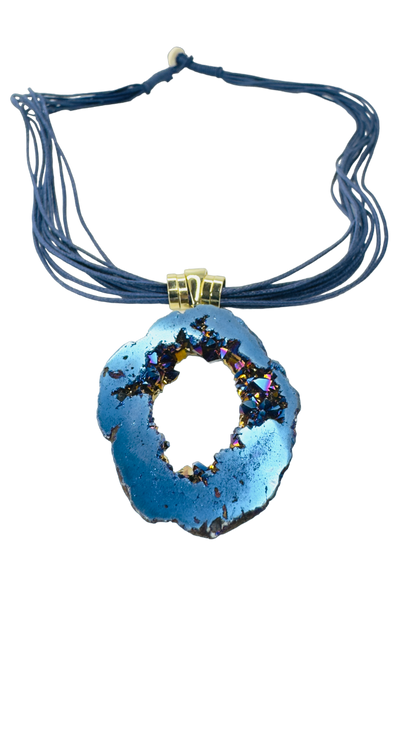 Geodo (Geode/Geoda) Medal Cotton String Necklace