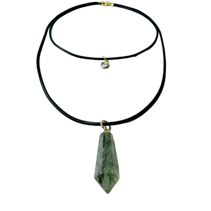 Double String Leather Necklace - Cristal Epidoto (Epidote Quartz) and Point of Light Zirconia - Gold Plated