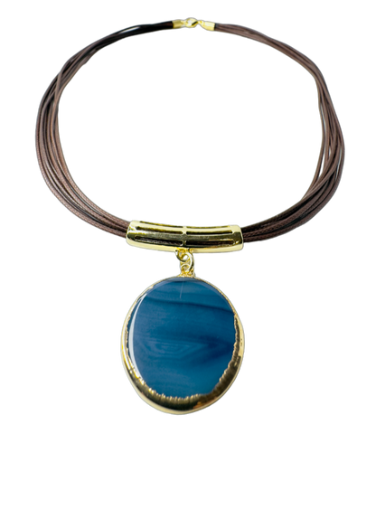 Medalha de Ágata (Brazilian Agate Medal) Leather Necklace