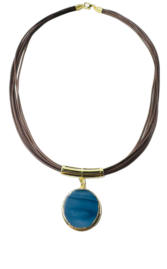 Medalha de Ágata (Brazilian Agate Medal) Leather Necklace